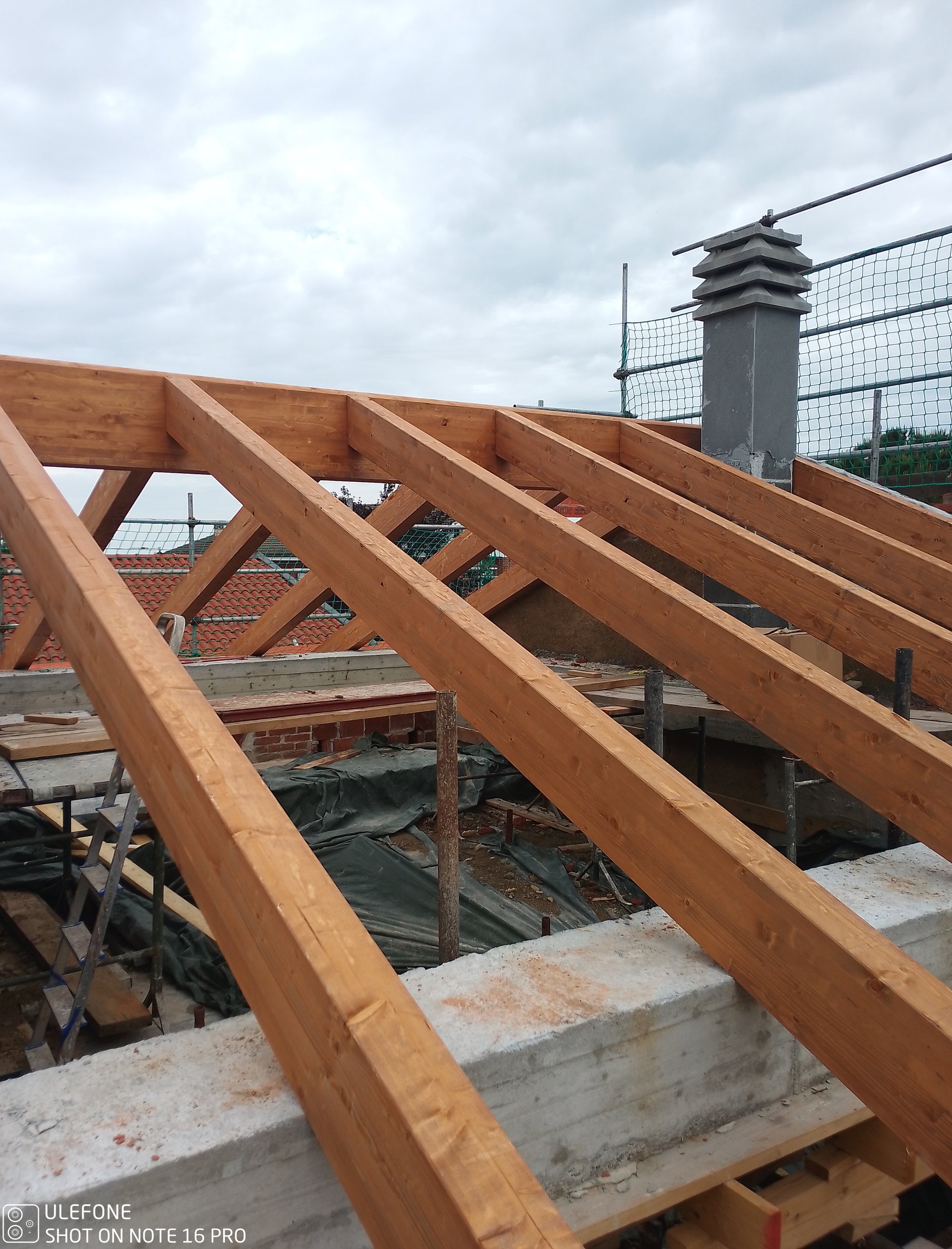 Rifacimento tetto villa Vercelli — fase di cantiere 3